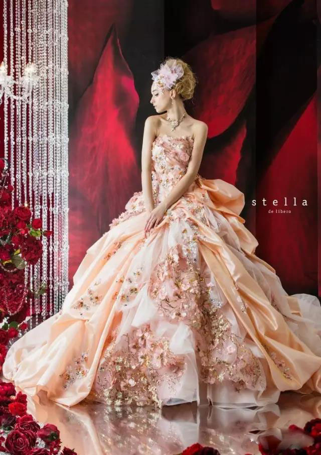 中国买不到的婚纱!Stelladelibero跳进花海的新娘，美到爆炸！