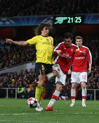 跟巅峰巴萨打对攻的球队,历史上有没有球队跟巴萨打对攻的