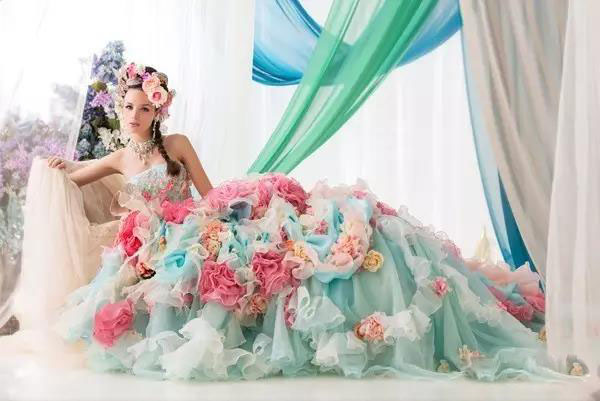 中国买不到的婚纱!Stelladelibero跳进花海的新娘，美到爆炸！