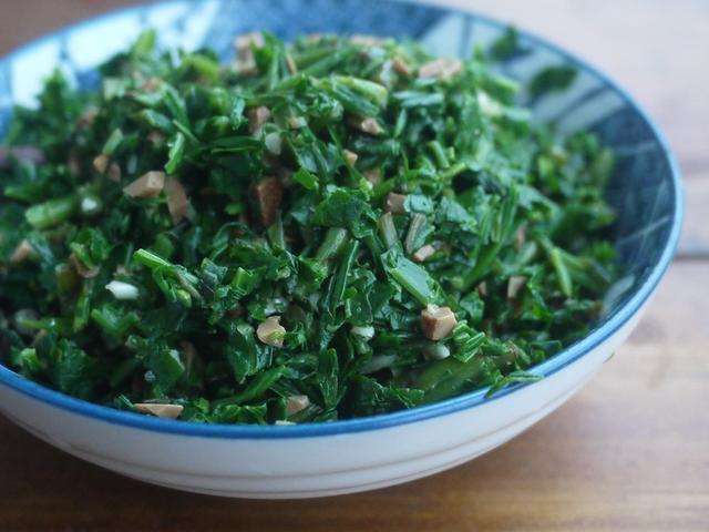 营养又美味的野菜城市几十元一斤,这种野菜比肉还贵味道特别好