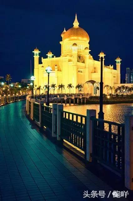 这10大东南亚“免签”仙境,月薪5K轻松走起,光看图已醉!