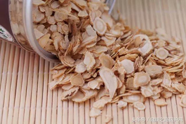 人参党参丹参西洋参可否同泡茶饮,人参西洋参党参三种的区别是什么