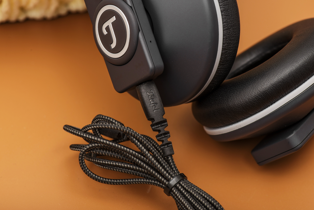 出街耳机也要德味，德斐尔TeufelAiry双模耳机试玩