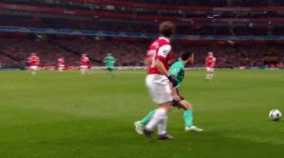 跟巅峰巴萨打对攻的球队,历史上有没有球队跟巴萨打对攻的