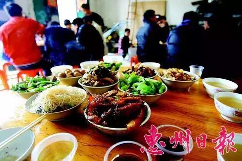 走街串巷迎新春过年一起嗨起来,博罗县传统文化特色元宵