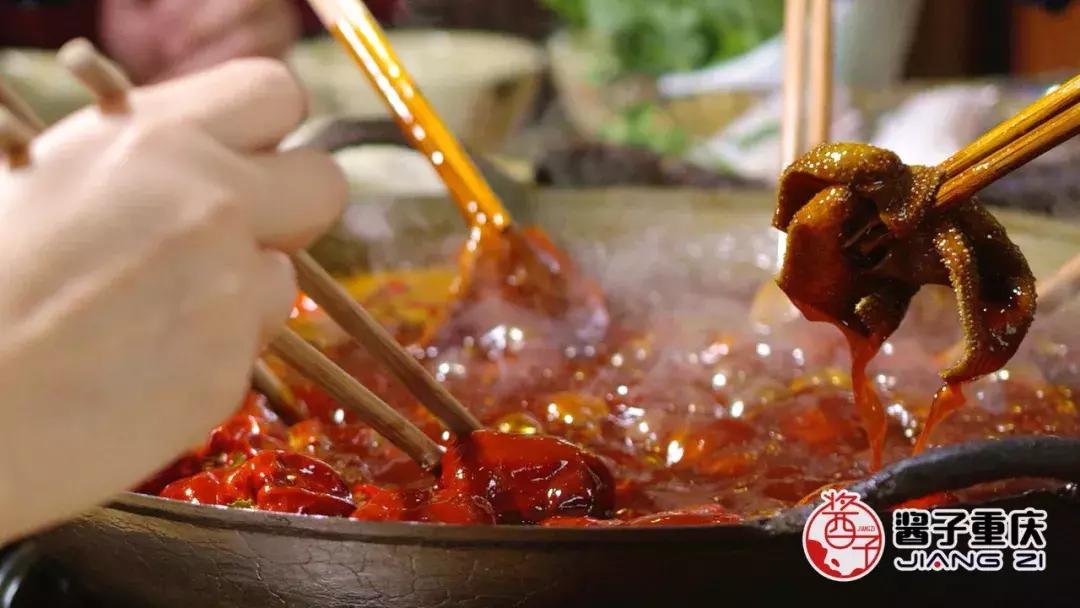 重庆又有一个公园要火了,重庆八一广场上面的楼