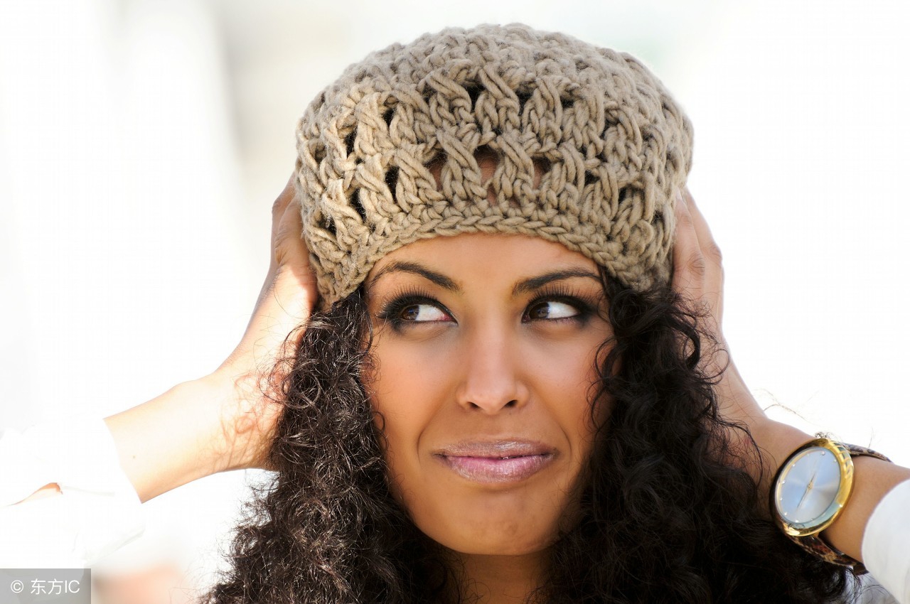 头发全部烫竖起来怎么办,头发烫染干枯毛躁怎么办