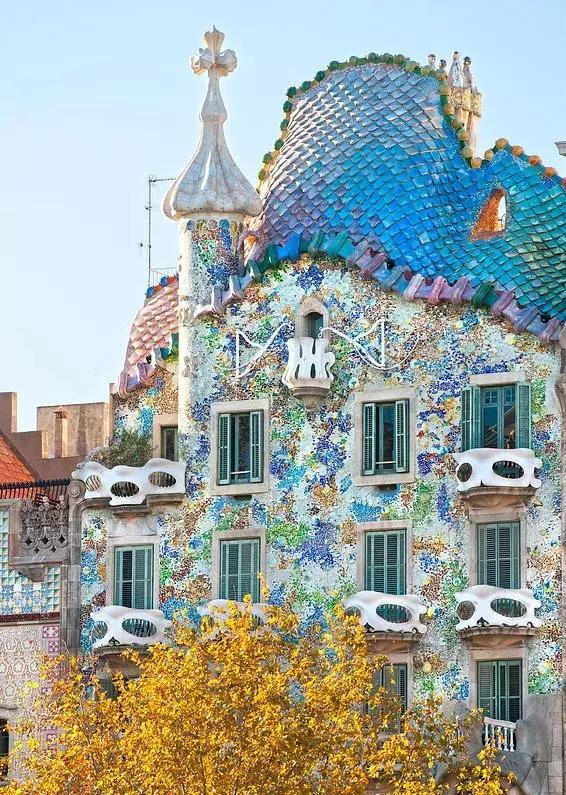 装满玫瑰风的房子图片,富于美感的建筑