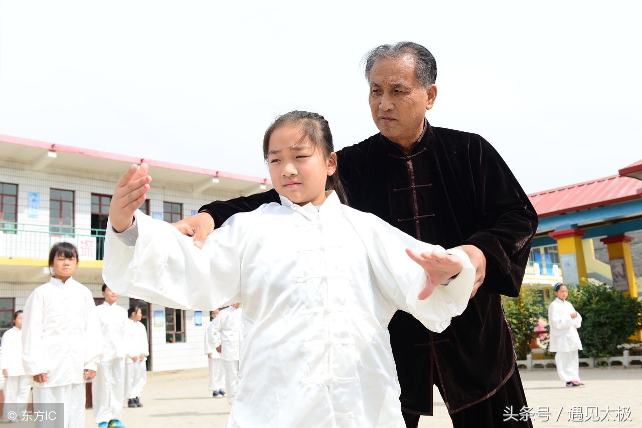 董英杰太极拳高清视频,如何从零开始学太极拳