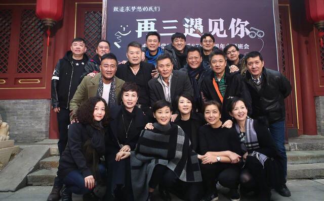 徐帆谈冯小刚合集脾气大,冯小刚徐帆为啥没孩子