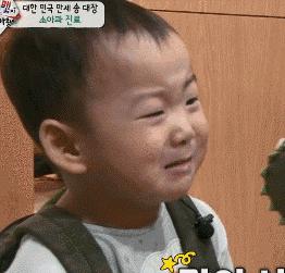 宝宝一直哭就粘人,孩子爱哭粘人是什么原因