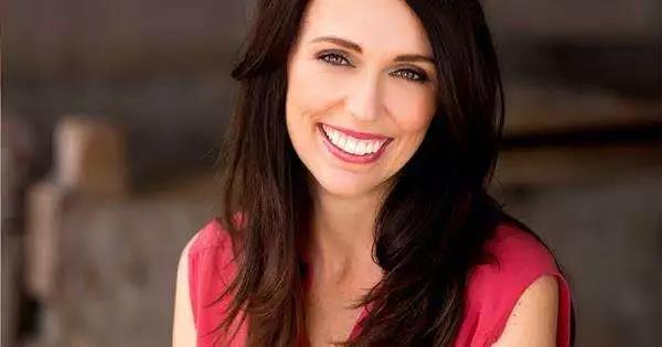 美女总理都怀孕了！妊娠纹还算个啥？