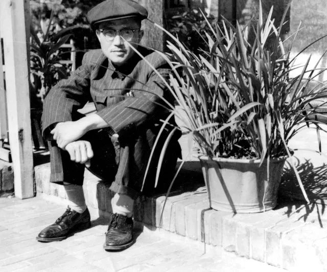 白蕉：凡为艺，一矜持便是过