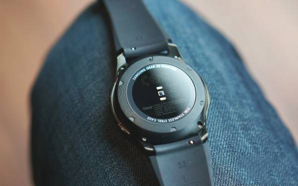 三星gearsr750,三星手环gearfit3