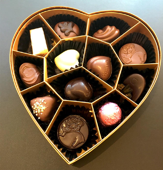 520送女友一款心意满满的巧克力吧,520送给ta最好的礼物