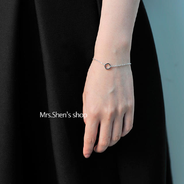 哪些配饰小单品最容易变美,必备的几款配饰