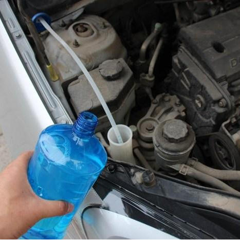 夏天到了水可以代替防冻液吗,夏天蒸馏水可以代替玻璃水吗