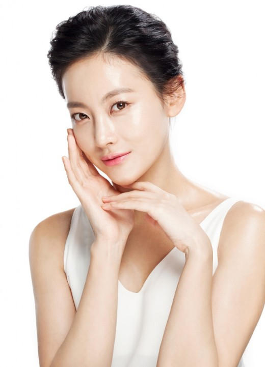 最好用的夏日底妆粉底液,底妆如何柔和又好看又自然