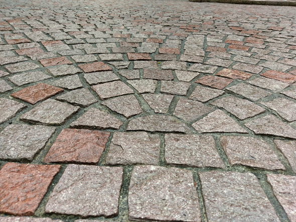 文本直送科技新闻:宏达电旗舰智慧型手机「HTC10」崭新体验，十分完美！