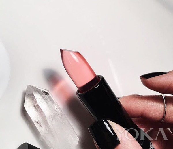 夏日果冻唇膏好用吗,果冻滋润唇膏