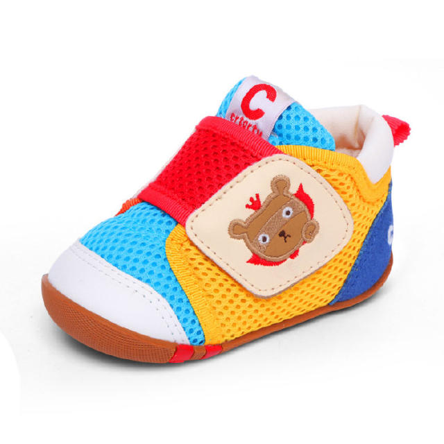 宝宝穿鞋知识,宝宝穿鞋一定要选贵的吗