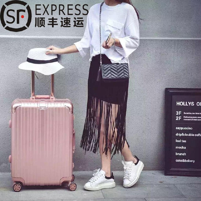 旅游必备旅行拉杆箱,旅游拉杆箱搭配