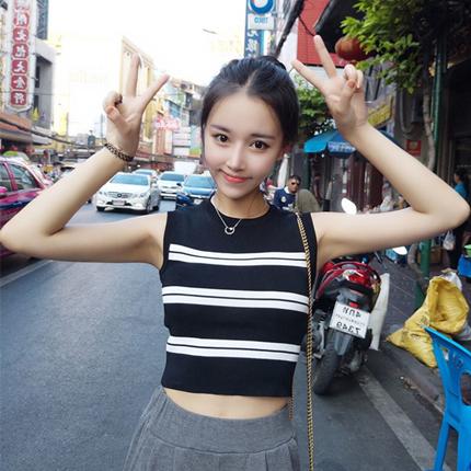 现在年轻人中流行穿什么,从哪里能了解今年流行穿什么