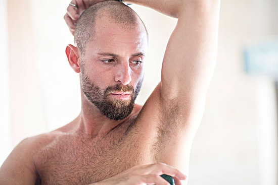 腋毛是剃的好还是脱的好,腋毛应不应该剃