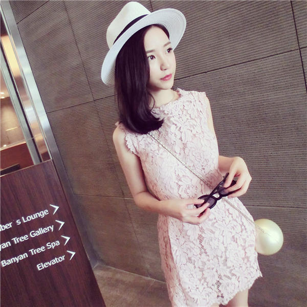 连衣裙紧身蕾丝,低腰蕾丝连衣裙