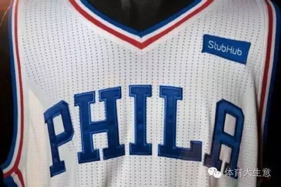 费城76人队签下贝弗利,费城76人球衣