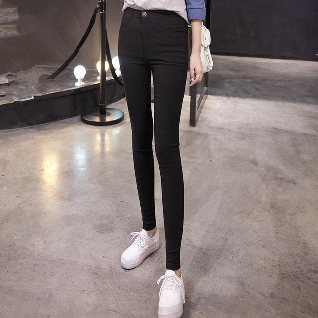 适合女生的极简衣橱,好看的女衣橱推荐