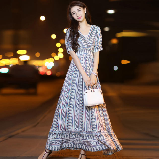 气质长裙超仙气高端秋季,最新款优雅知性长裙