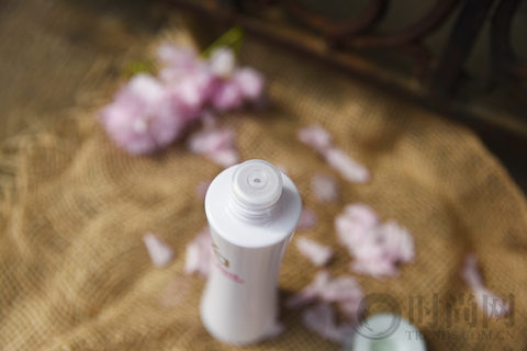 za姬芮新焕真皙美白气垫修颜霜,姬芮za真皙美白隔离霜