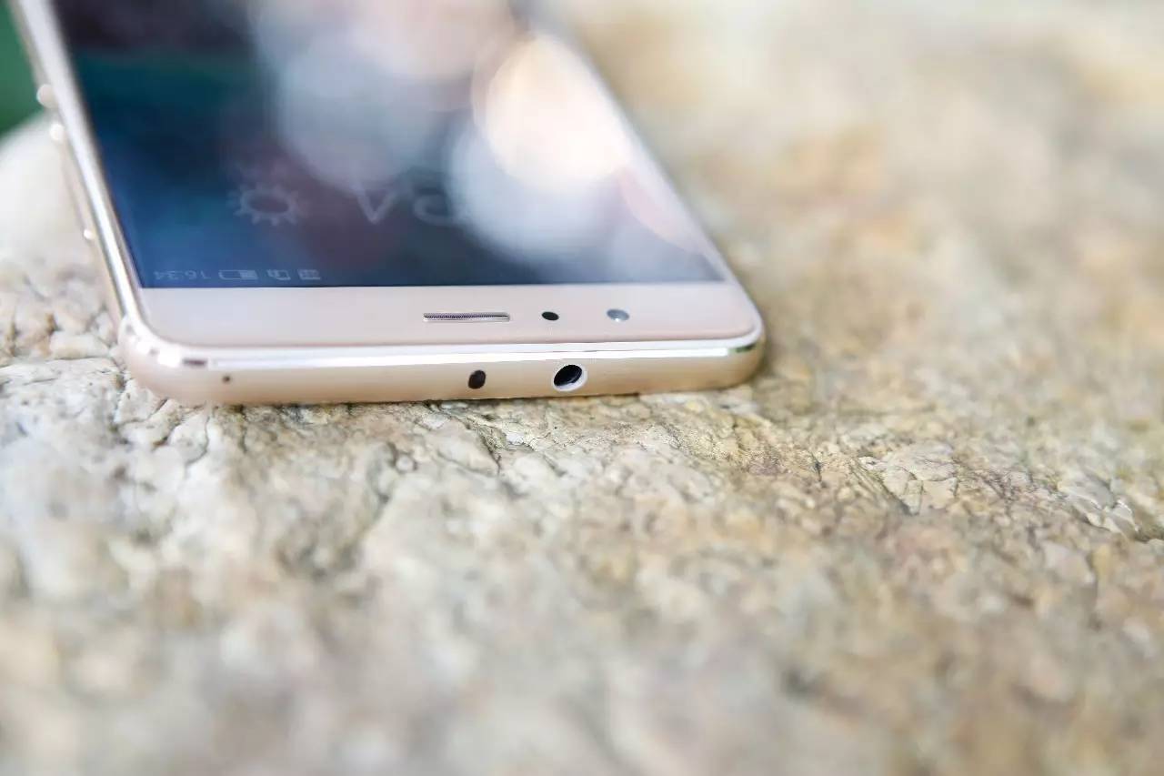 华为手机荣耀v8测评,荣耀v8全网通评测