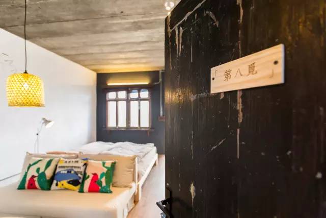 暂时逃离全是回忆的城市,暂时逃离城市的喧嚣和纷扰