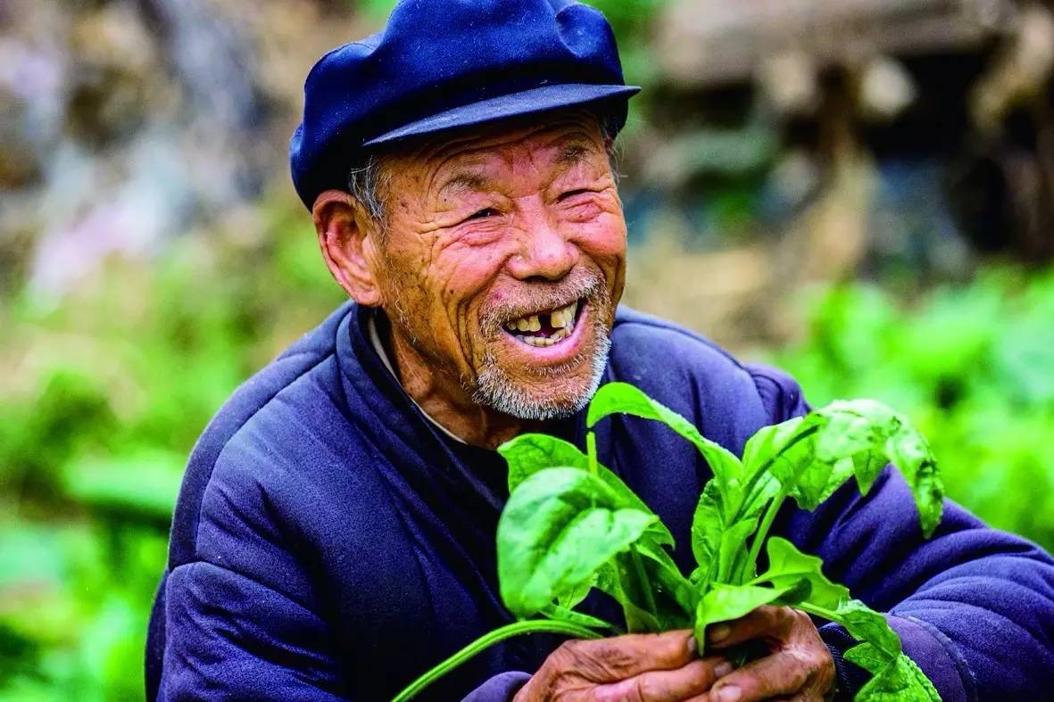 女生千万当心！身体内的这些“*弹炸**”不定期清除，可能当不了母亲！