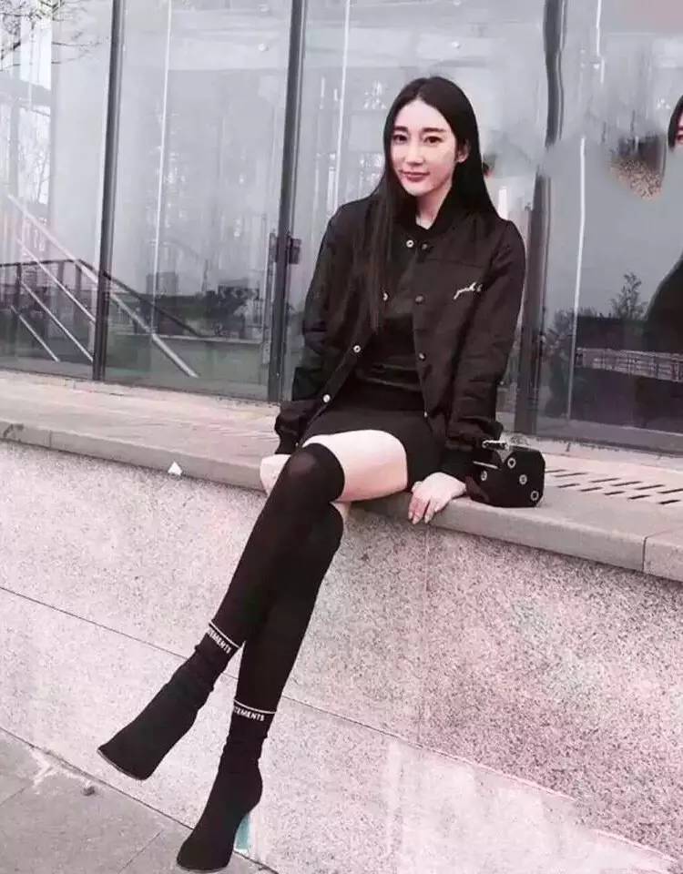 vetements脚趾鞋,vetements厚底靴高跟