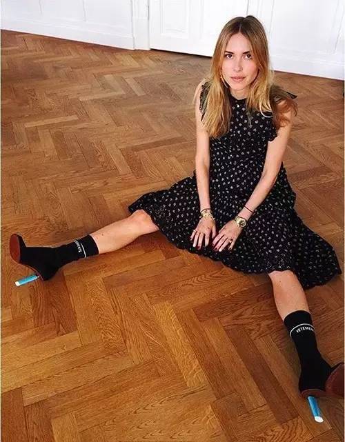 vetements脚趾鞋,vetements厚底靴高跟