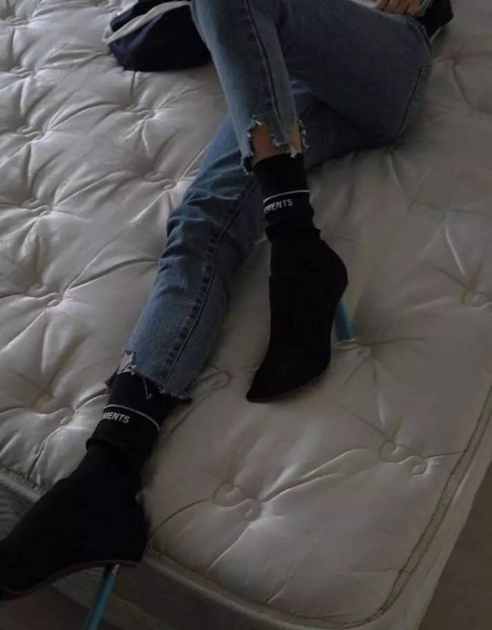 vetements脚趾鞋,vetements厚底靴高跟