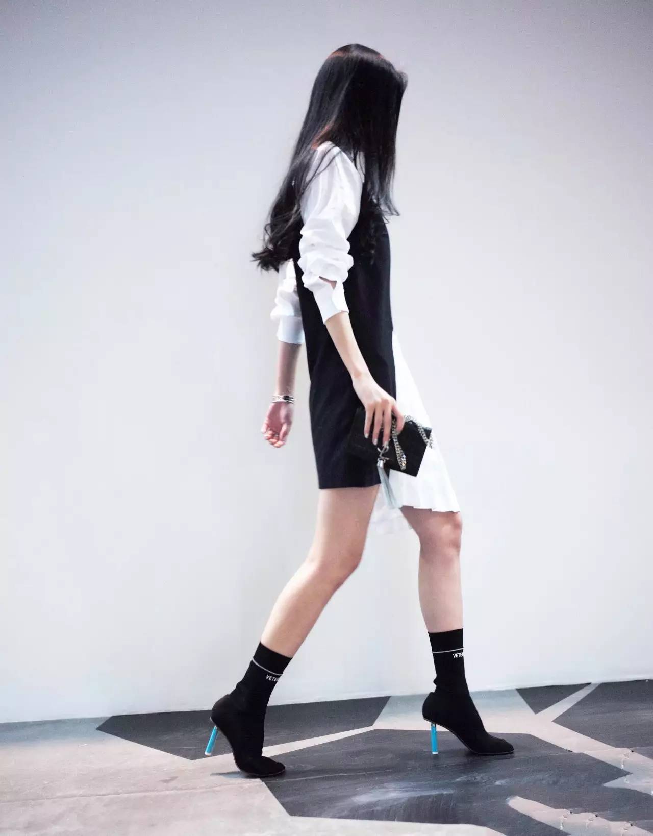 vetements脚趾鞋,vetements厚底靴高跟