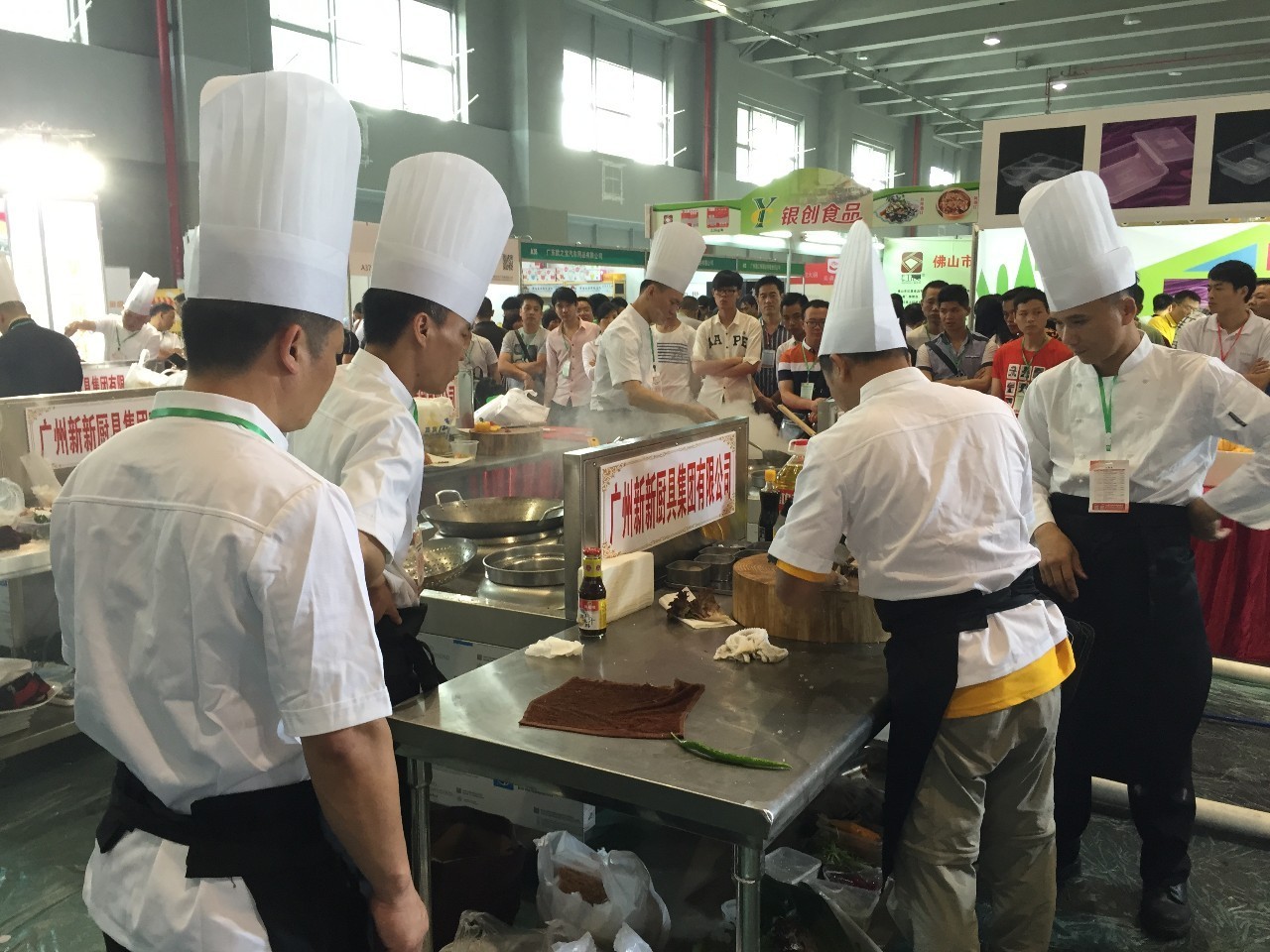 #2016中国餐博会完美落幕＃你们的热情度，助燃了餐博会的火爆程度！