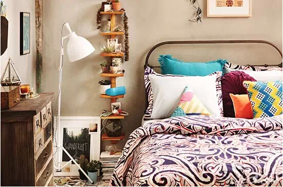 轻奢风格卧室铁艺床,铁艺床卧室现代设计风