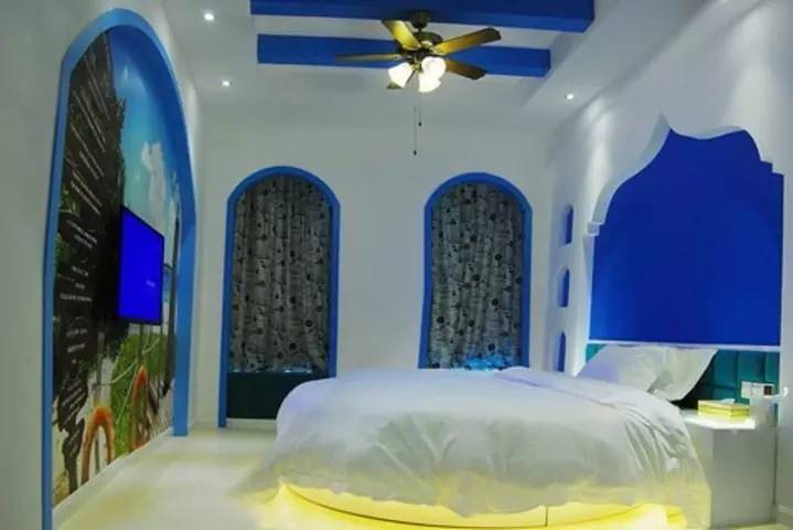 在青岛对你爱爱爱不完,却没想到你竟然是这种店!