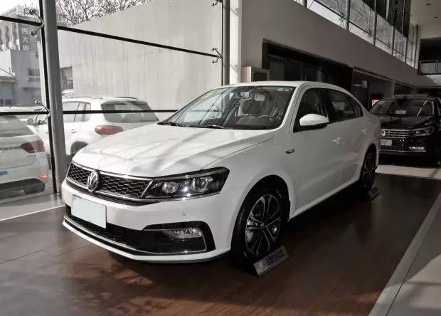 新车比老款还值得买吗,新车指导价12.19万的朗逸