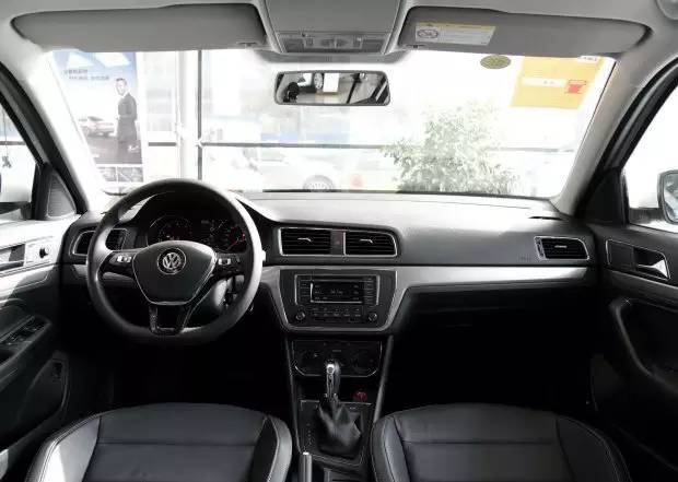 新车比老款还值得买吗,新车指导价12.19万的朗逸