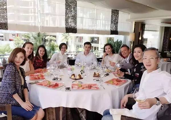 你买买买只想着剁手，人家买买买咋就当上了霸道女总裁！