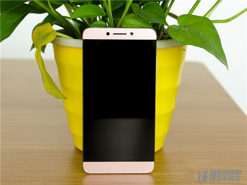 乐视max2和乐2pro哪个好,乐视max2