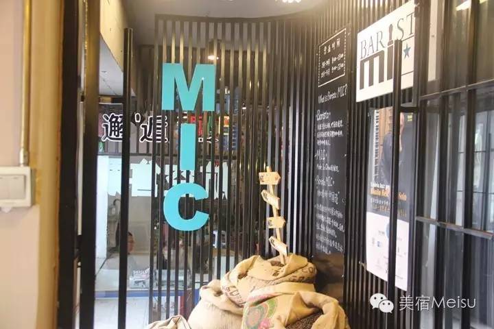 一家惊艳国牌度假界、一家美翻华北民宿圈,两种体验,看见最妩媚的青岛