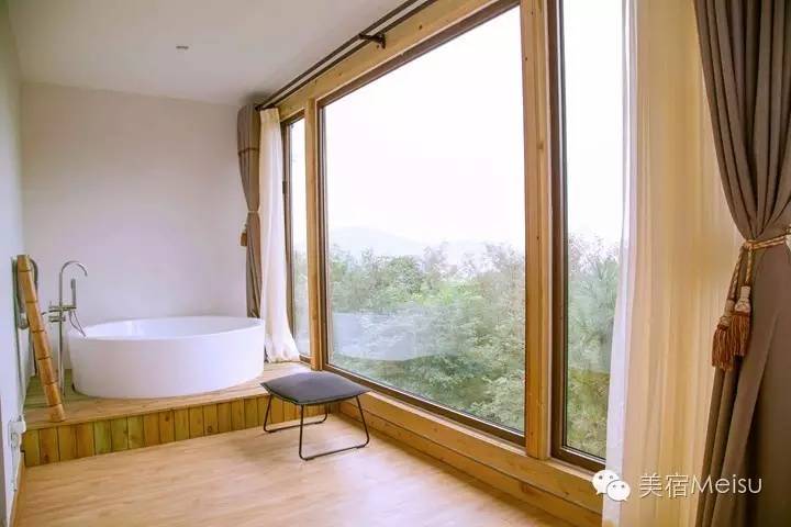 一家惊艳国牌度假界、一家美翻华北民宿圈,两种体验,看见最妩媚的青岛