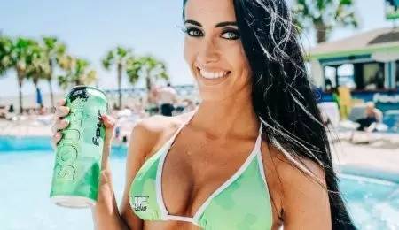 姑娘小心！史上最凶残“*身失**酒”来了|酒肉无忌